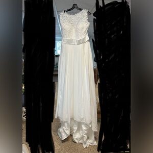 Lace and Chiffon Wedding Dress